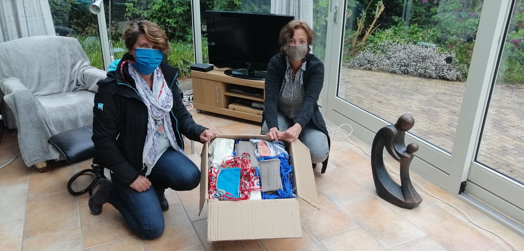 VMCA ontvangt 600 mondkapjes voor vrijwilligers in Almere