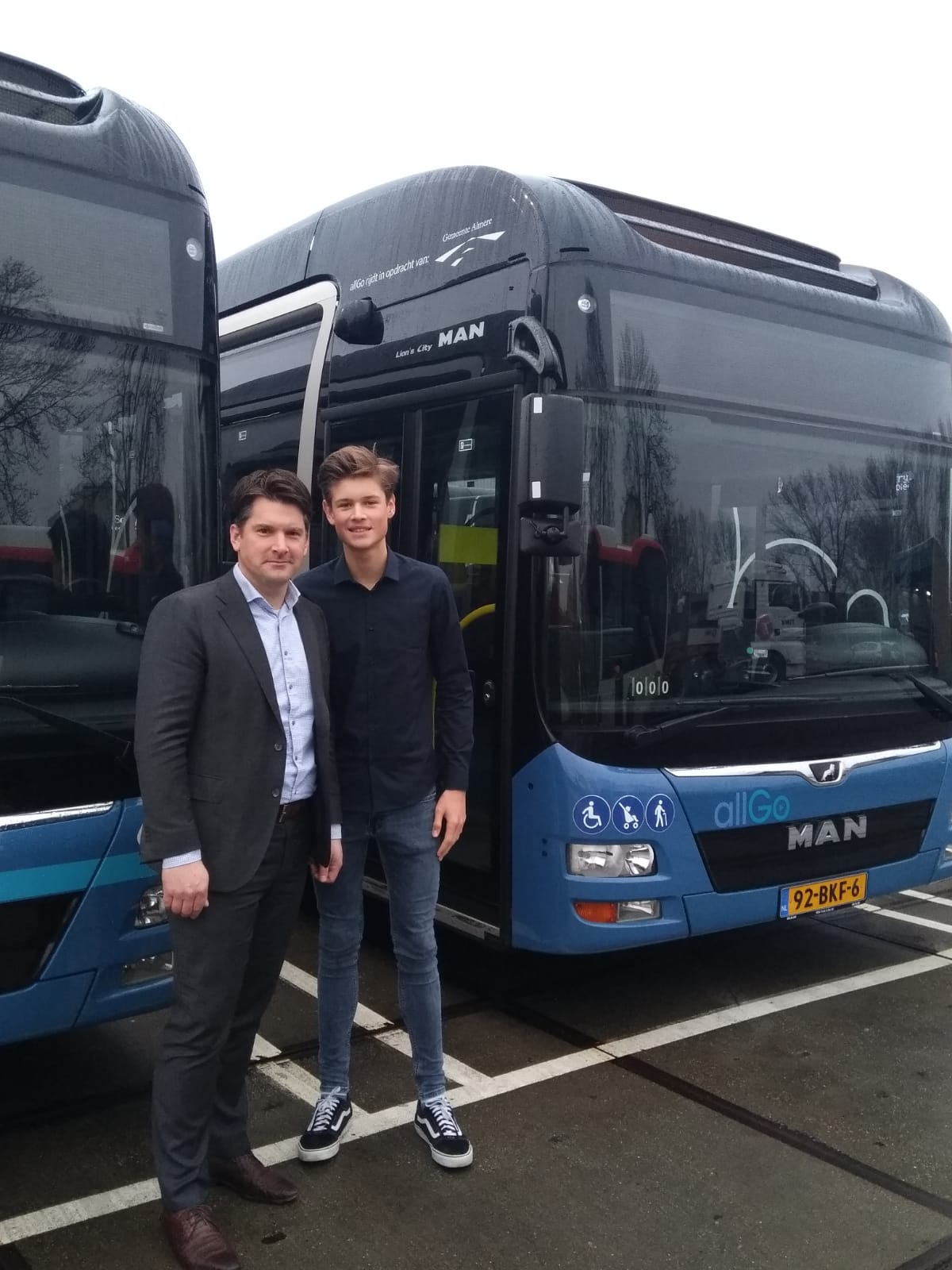 Jimmy (15) voor ÃƒÂ©ÃƒÂ©n dag baas van AllGo