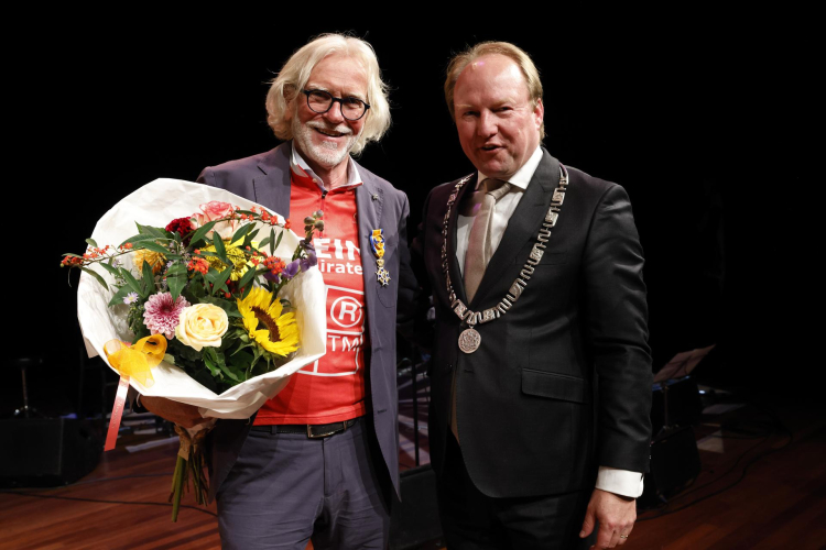 Almeerder Tim Kuik benoemd tot Officier in de Orde van Oranje-Nassau