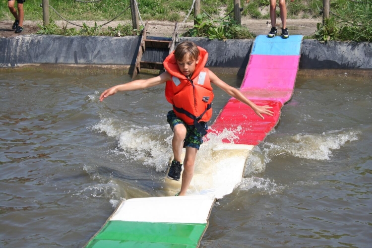 Zomer: Spetterende avonturen bij Outdoorpark SEC Survivals